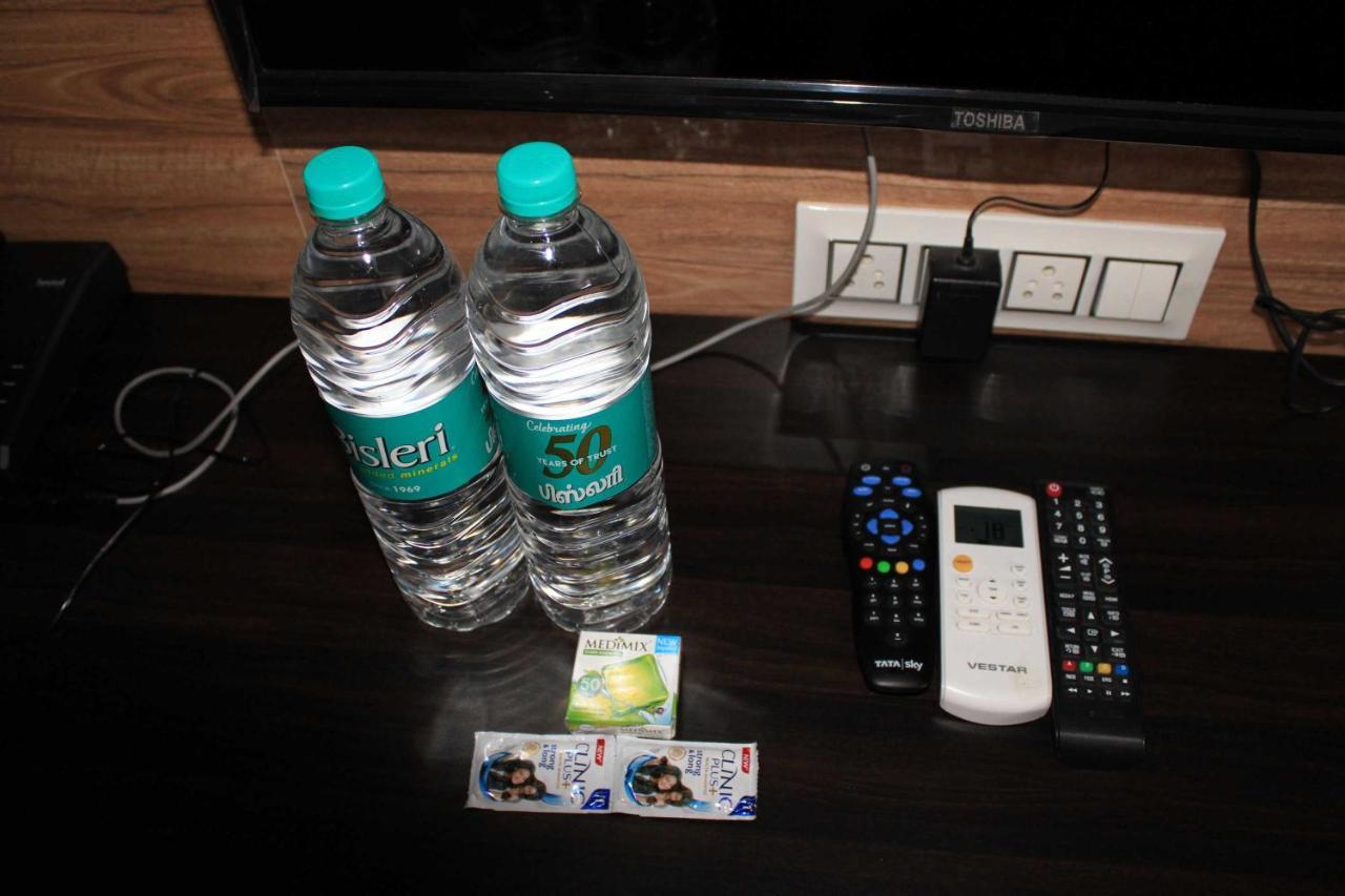 Hotel Adhi Residency - Cleanliness & Friendliness Room Vl Vardharaja Temple Kanchipuram Luaran gambar