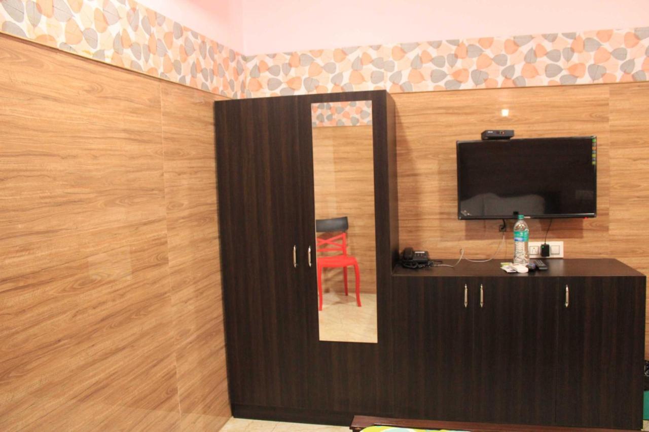 Hotel Adhi Residency - Cleanliness & Friendliness Room Vl Vardharaja Temple Kanchipuram Luaran gambar