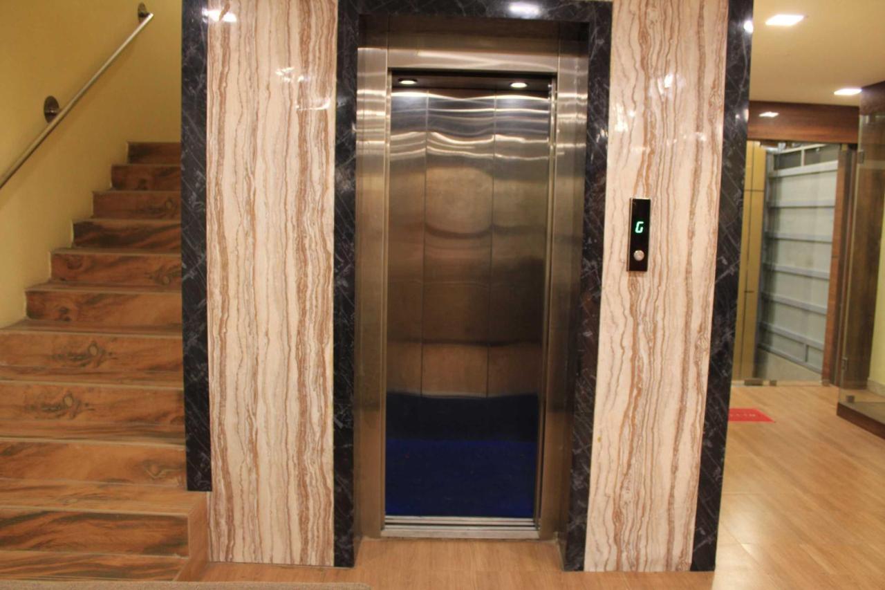 Hotel Adhi Residency - Cleanliness & Friendliness Room Vl Vardharaja Temple Kanchipuram Luaran gambar