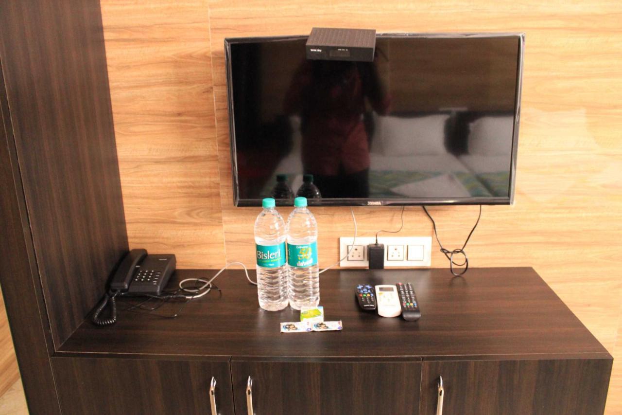 Hotel Adhi Residency - Cleanliness & Friendliness Room Vl Vardharaja Temple Kanchipuram Luaran gambar