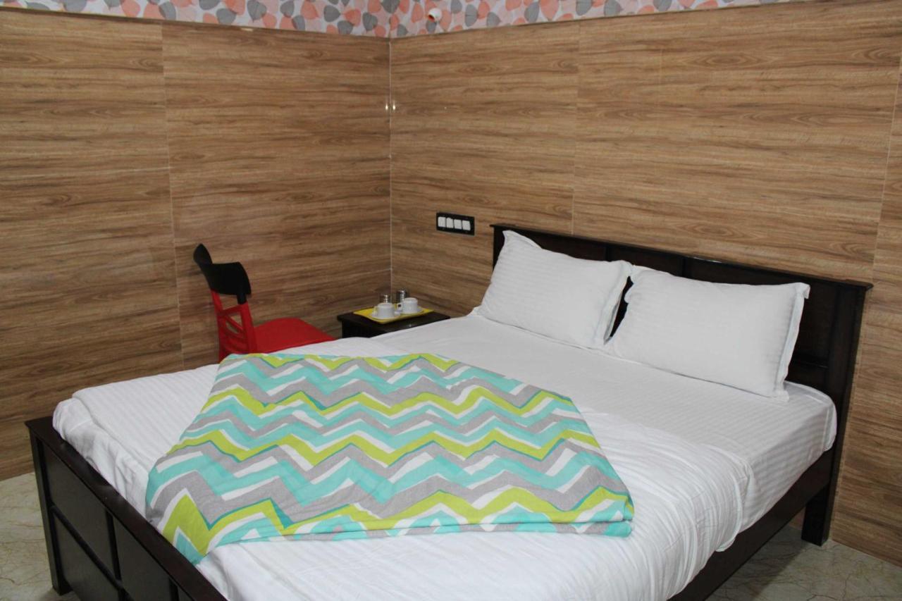 Hotel Adhi Residency - Cleanliness & Friendliness Room Vl Vardharaja Temple Kanchipuram Luaran gambar