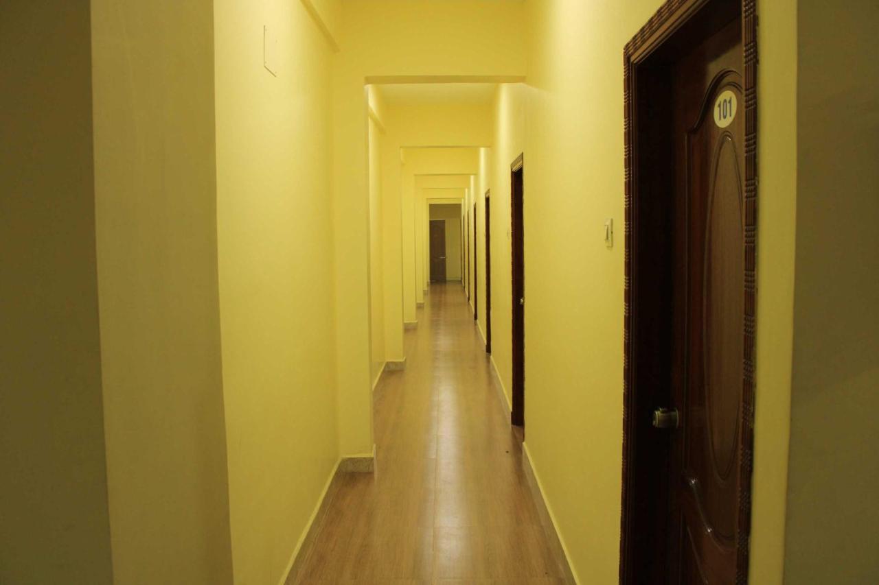 Hotel Adhi Residency - Cleanliness & Friendliness Room Vl Vardharaja Temple Kanchipuram Luaran gambar
